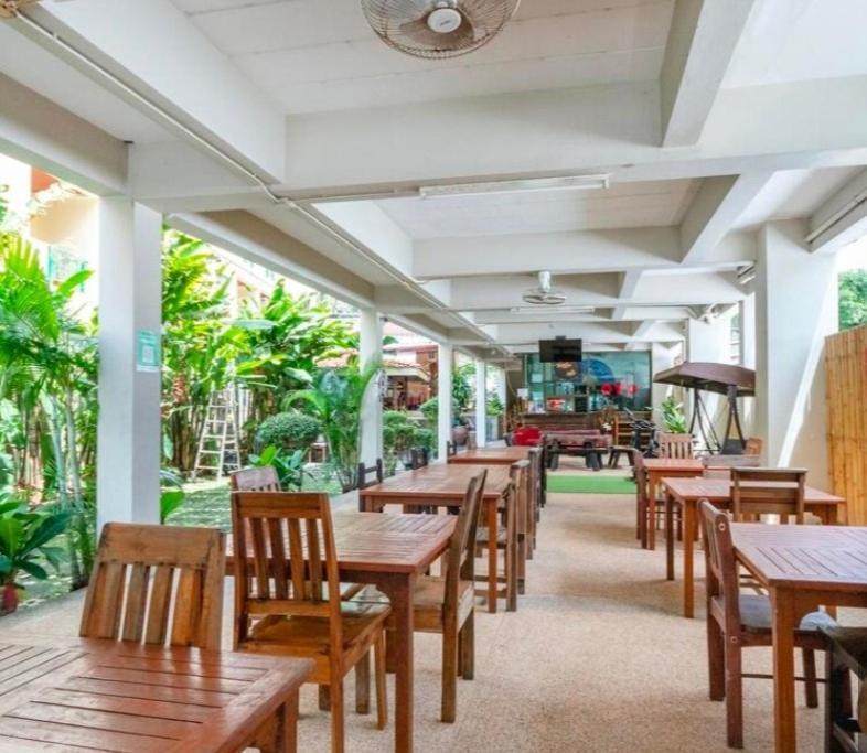 Massuwan Karon Beach Ban Saiyuan Dış mekan fotoğraf